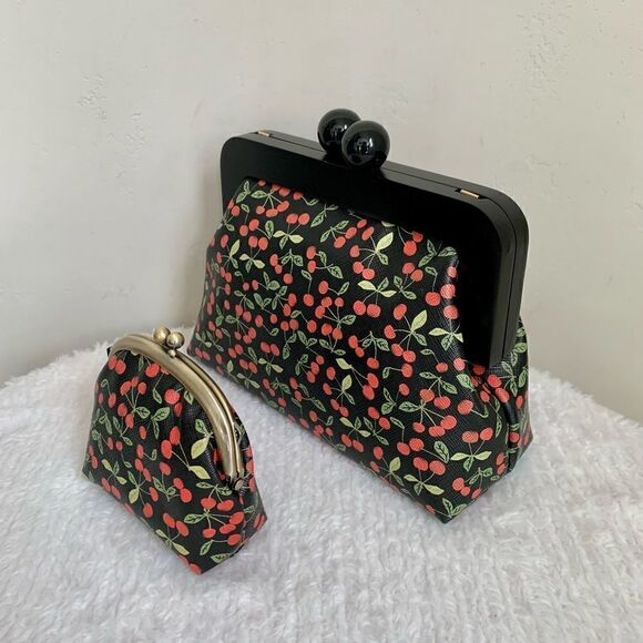 Handmade Genuine Leather Cherry Print Wooden Frame Bag/Crossbody & Small Purse - Picture 5 of 16